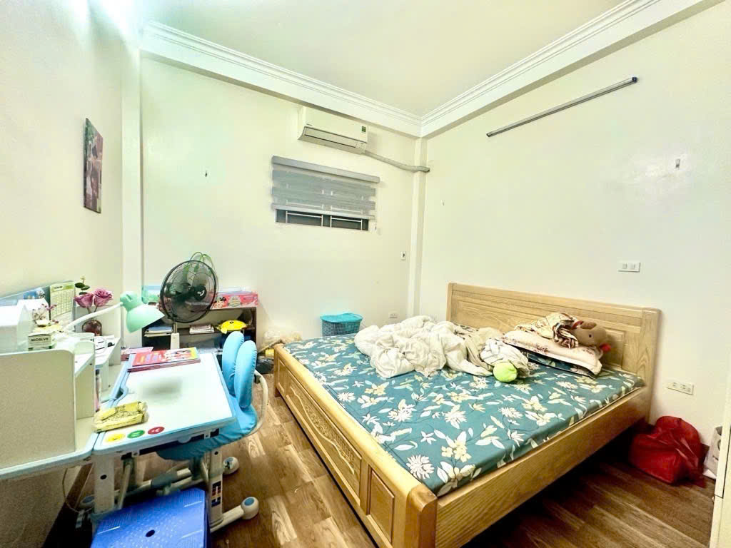 BÁN NHÀ  CỔ LINH THẠCH BÀN LONG BIÊN – 39M² – 4 TẦNG – NGÕ Ô TÔ – 4 PHÒNG NGỦ – 7,8 TỶ – SỔ ĐỎ - Ảnh 2
